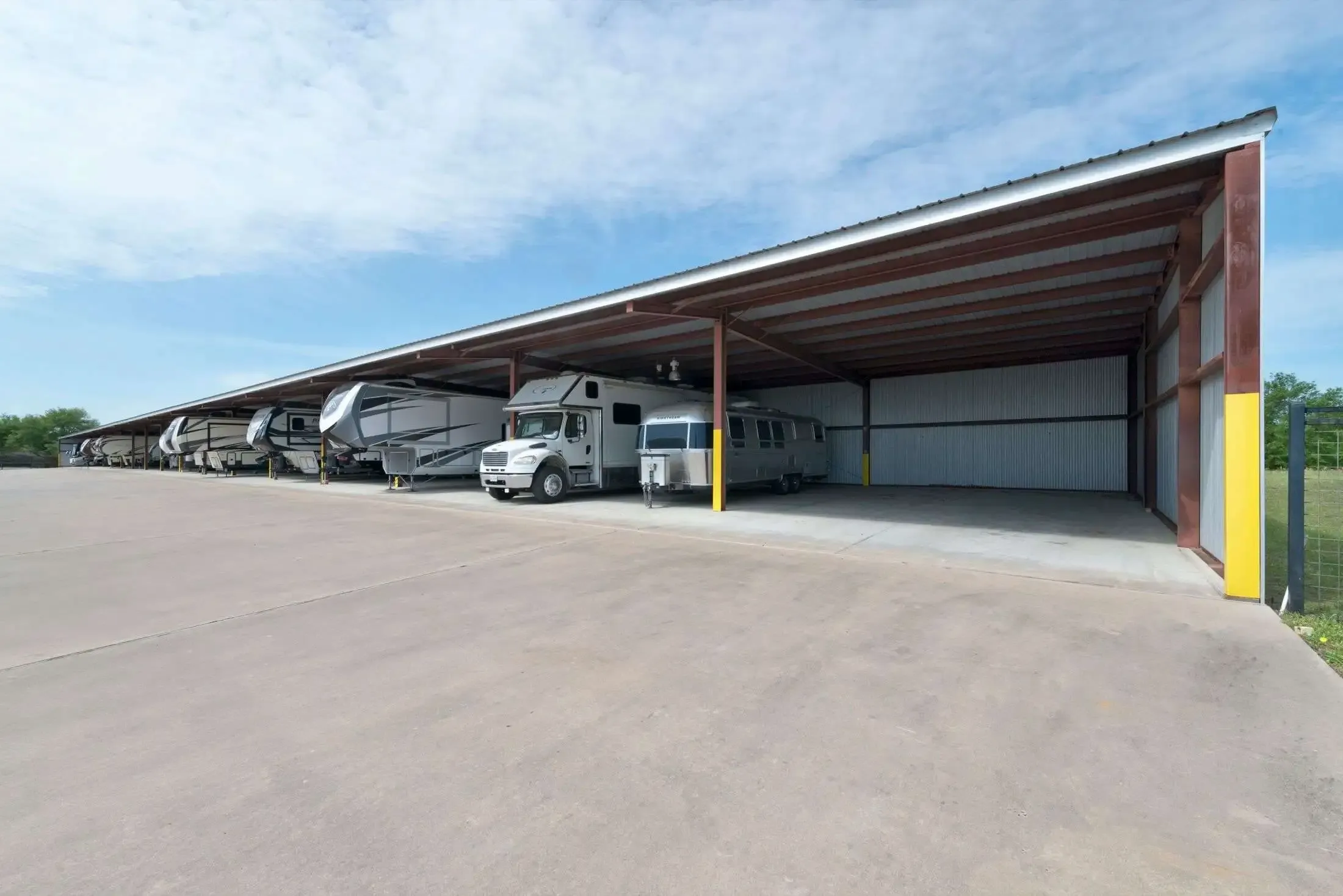 Covered-RV-and-Boat-Storage
